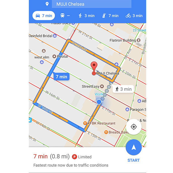 With this new update you'll be able to know in advance the availability of parking. (Photo: Mashable/Google Maps)