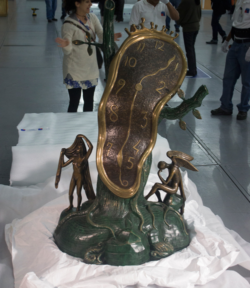 Esculturas de Salvador Dalí visitan Aldea Digital