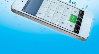 Mi teléfono (no sumergible) se cayó al agua… ¿qué hago?