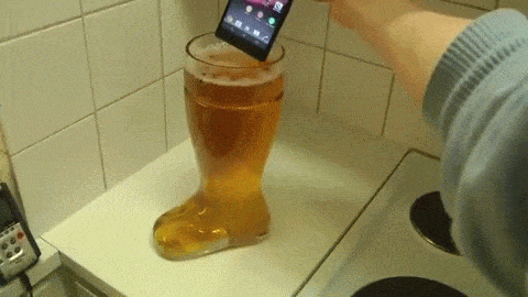 celular cerveza