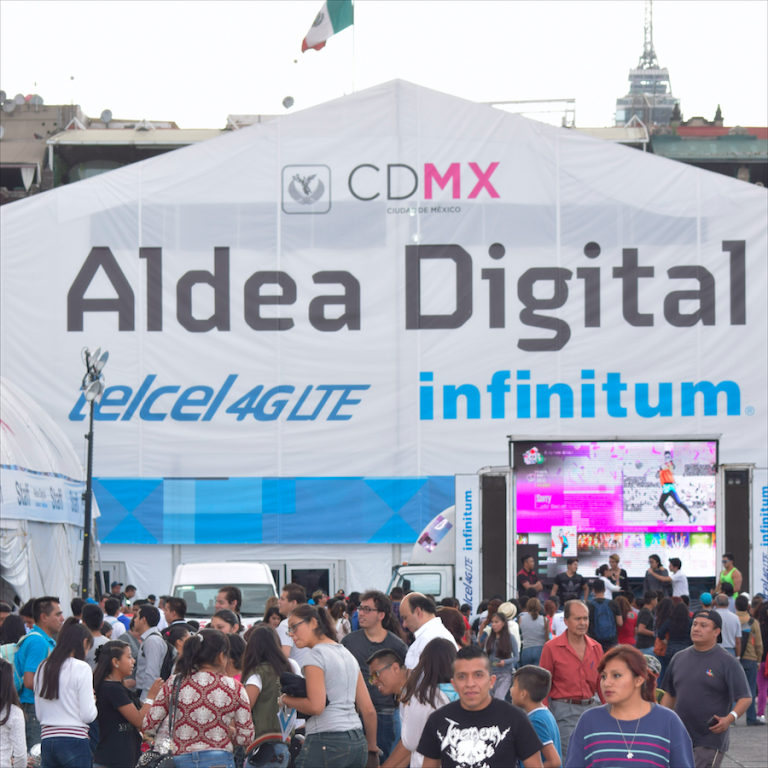 Carpa principal de Aldea Digital 2016 Carpa principal de Aldea Digital 2016