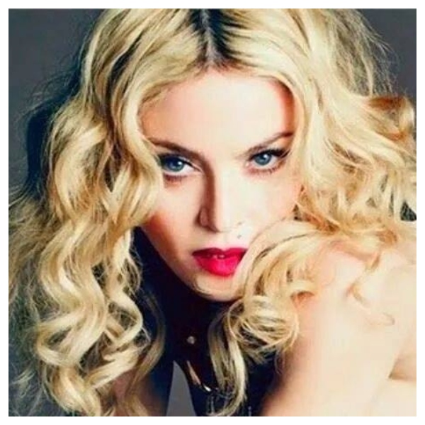 [Imagen: Madonna-4.jpg]