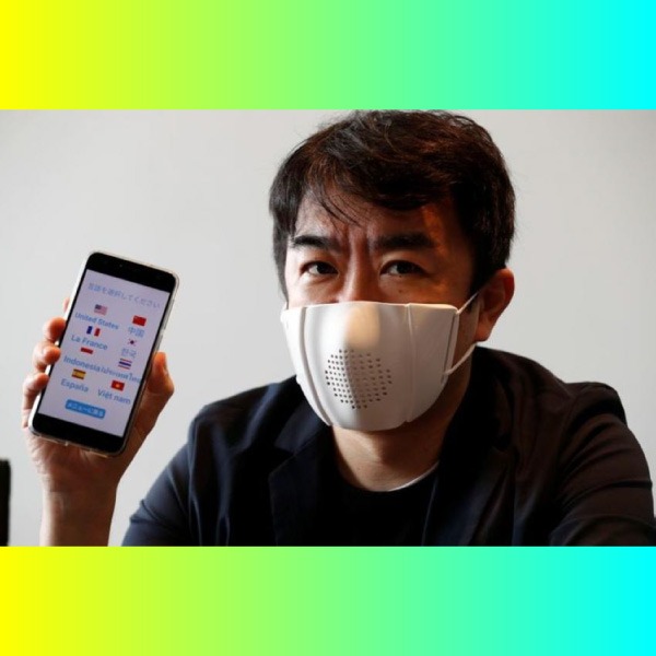 C-Mask cubrebocas inteligente que se sincroniza con smartphone y traduce. *Foto: REUTERS/Kim Kyung-Hoon