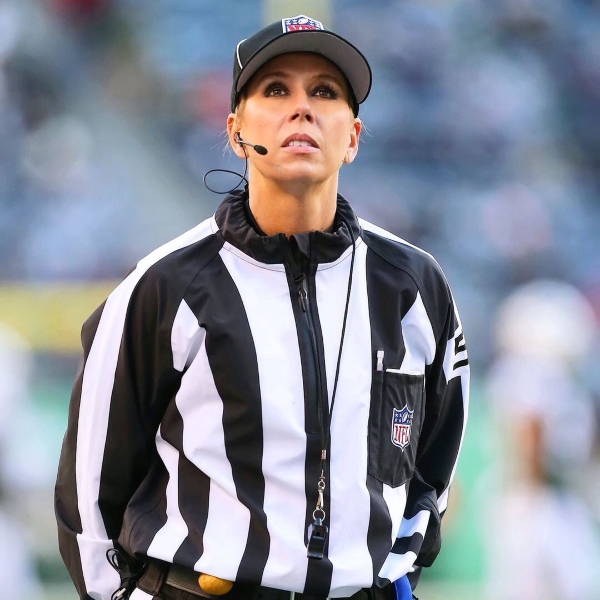 SarahThomas carrera árbitro Super Bowl 