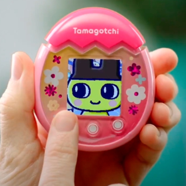 Tamagotchi Pix Bandai con pantalla a color 