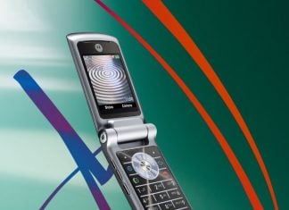 Motorola Razor V3 fue uno de los celulares que todos queríamos en la década del 2000 - Blog Hola Telcel