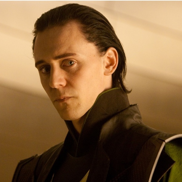 Tom Hiddleston como Loki en la primera película de Thor 