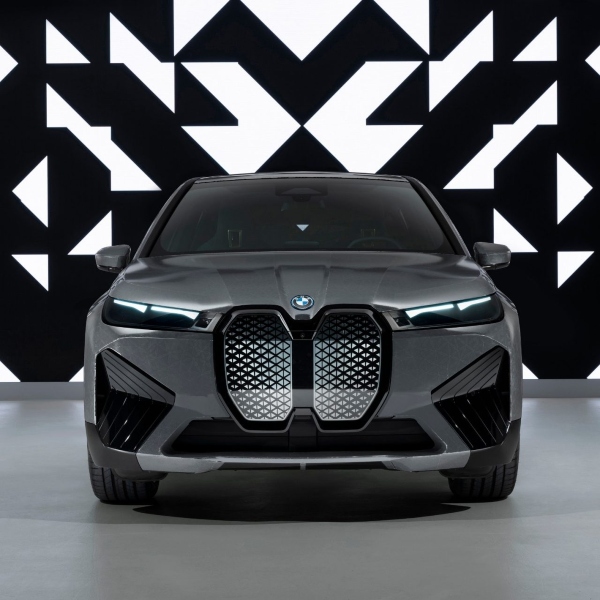 BMW iX Flow con E Ink es el primer automóvil capaz de cambiar de color.- Blog Hola Telcel