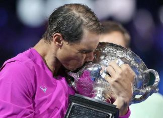 Rafael Nadal festeja con trofeo sus 21 Grand Slams - Blog Hola Telcel
