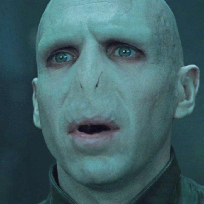 Voldemort sorprendido de los datos sobre él y sus orígenes.- Blog Hola Telcel