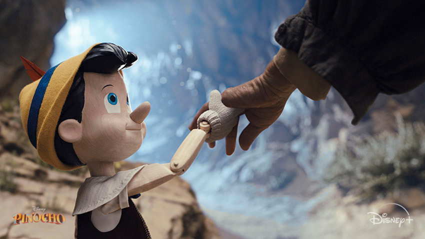 Pinocho saludando a su papá con amor y amabilidad en la nueva película de Disney+.- Blog Hola Telcel