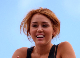Miley Cyrus lanza flowers y se convierte en la canción más escuchada del mundo.- Blog Hola Telcel