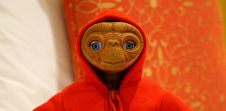 Conoce cómo luce el actor Henry Thomas protagonista de E.T., el extraterrestre.- Blog Hola Telcel