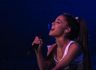 Ariana Grande conmoviendo a todos los asistentes de su concierto sin IA.- Blog Hola Telcel