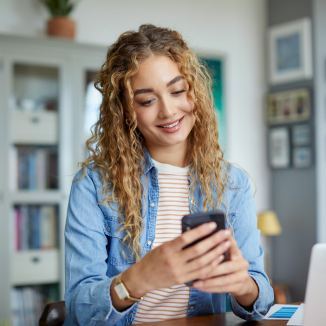 700X700_BANNERS-HOLATELCEL