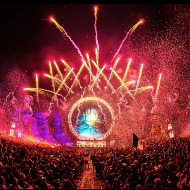 EDC Amantes de la música electrónica disfrutando del EDC México.- Blog Hola Telcel.