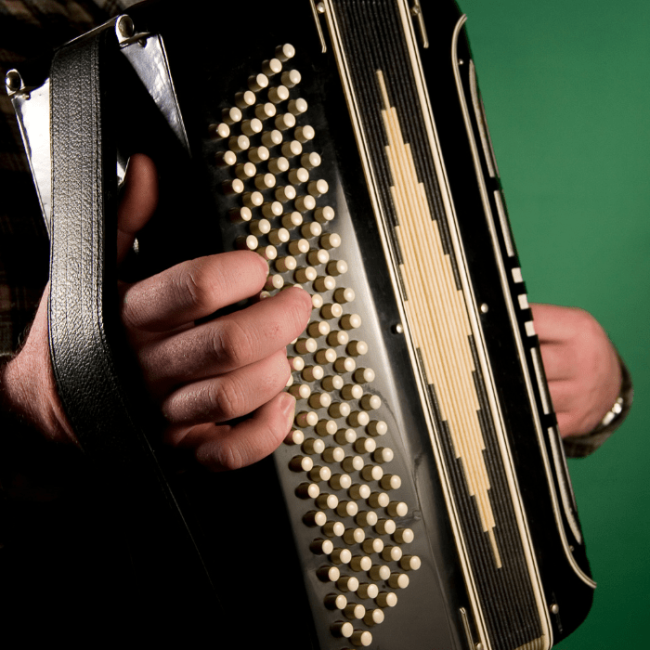 Kinky lanzó un EP titulado '5 Disparos'.- Blog Hola Telcel