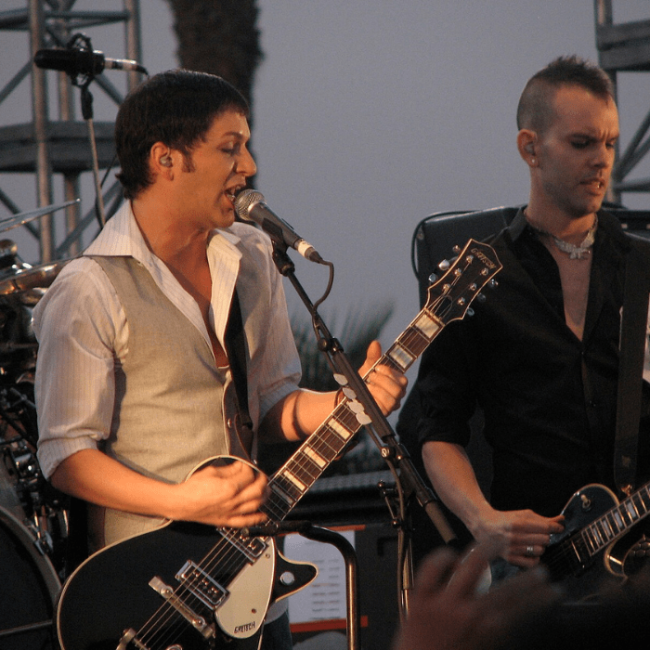 Placebo tocando en vivo 'This Search For Meaning' es el nuevo documental de la banda Placebo.- Blog Hola Telcel