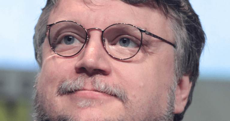 Guillermo del Toro Guillermo del Toro nombrado doctor honoris causa por la UNAM.- Blog Hola Telcel