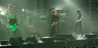 The Cure lanzó 'Alone', su nuevo sencillo.- Blog Hola Telcel