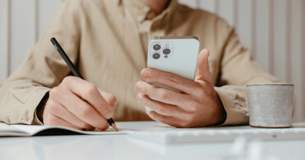 Descubre cómo transcribir una llamada automáticamente en iPhone.- Blog Hola Telcel