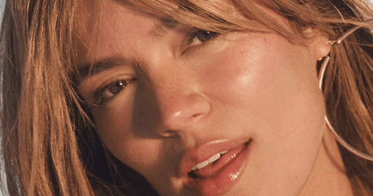 Karol G Conoce todo sobre el nuevo disco de Karol G, Tropicoqueta.- Blog Hola Telcel