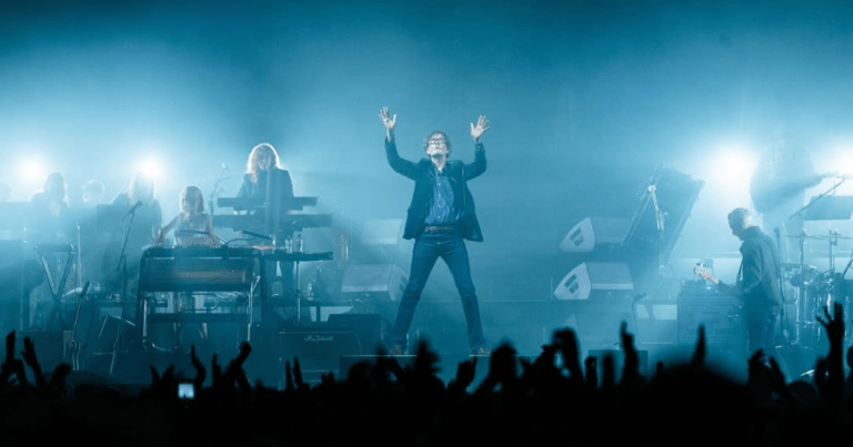 Pulp Después de 24 años, Pulp dice 'More' y regresa con nuevo álbum.- Blog Hola Telcel