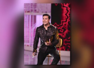 Carlos Rivera estrena '¡Vida México!' y mural en Garibaldi.- Blog Hola Telcel