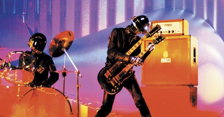 Daft Punk regresa con ‘Human After All’. Daft Punk homenajea su historia con ‘Human After All’.- Blog Hola Telcel