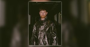 ‘Trying Times’ de James Blake James Blake estrena 'Trying Times' y sorprende con su estilo.- Blog Hola Telcel